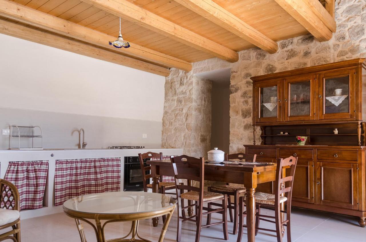 Vivere Gli Iblei - Maison En Plain Air Ragusa Kültér fotó