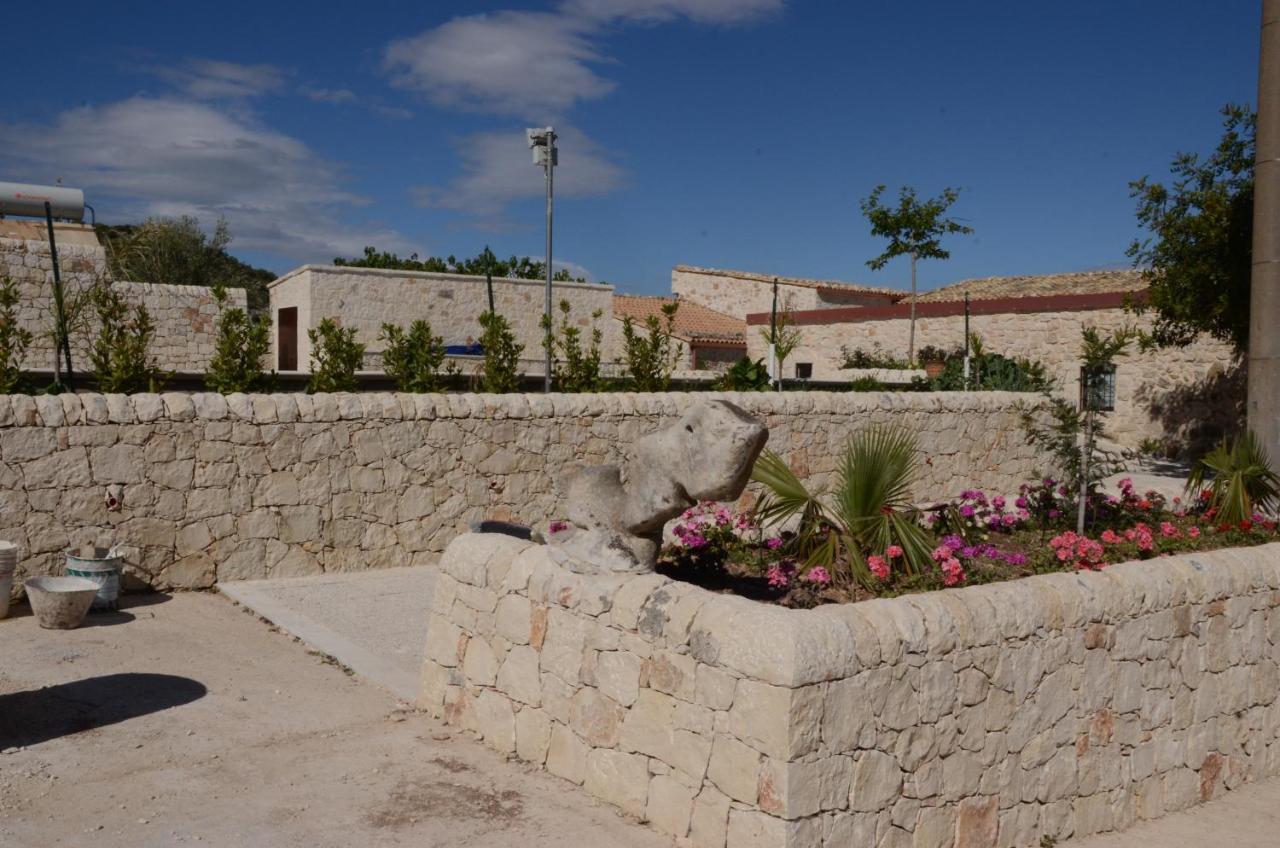 Vivere Gli Iblei - Maison En Plain Air Ragusa Kültér fotó