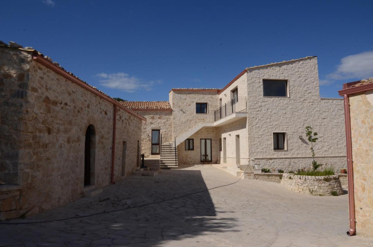 Vivere Gli Iblei - Maison En Plain Air Ragusa Kültér fotó